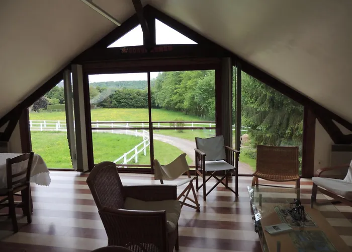 D'hôtes De Charleval (Eure)